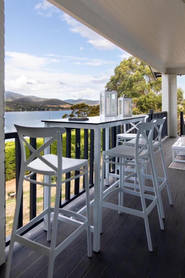 Woodland Bay Retreat-Hot Tub,Sauna And Bayview Hamptons Retreat Lymington Buitenkant foto