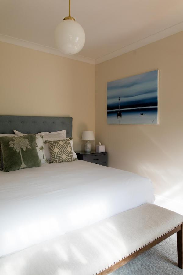 Woodland Bay Retreat-Hot Tub,Sauna And Bayview Hamptons Retreat Lymington Buitenkant foto