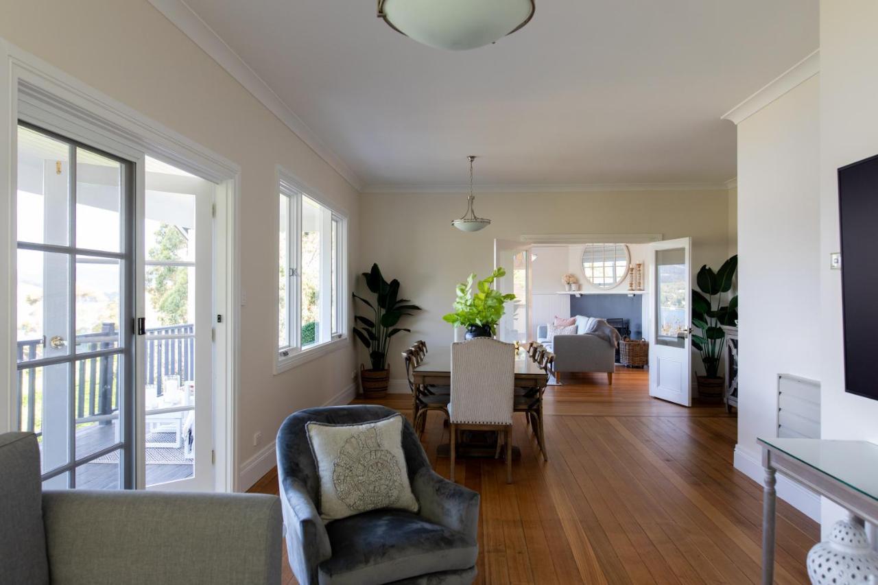 Woodland Bay Retreat-Hot Tub,Sauna And Bayview Hamptons Retreat Lymington Buitenkant foto