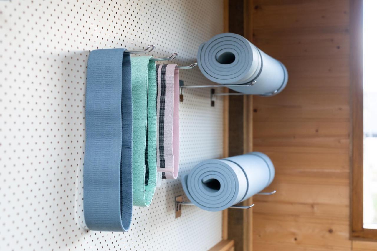 Woodland Bay Retreat-Hot Tub,Sauna And Bayview Hamptons Retreat Lymington Buitenkant foto