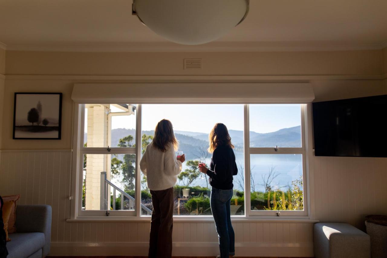 Woodland Bay Retreat-Hot Tub,Sauna And Bayview Hamptons Retreat Lymington Buitenkant foto
